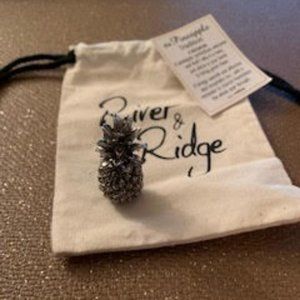 Pineapple Traditional Charm